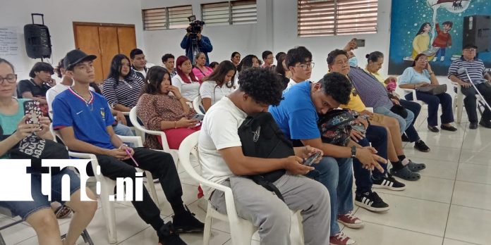 Foto: Arte y memoria se unen en emotiva cantata por el Día de la Dignidad /TN8 Foto: Arte y memoria se unen en emotiva cantata por el Día de la Dignidad /TN8