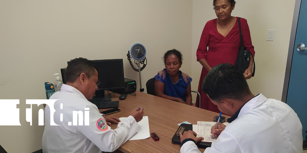 Foto: Exámenes y atención especializada benefician a madres de Bilwi /TN8