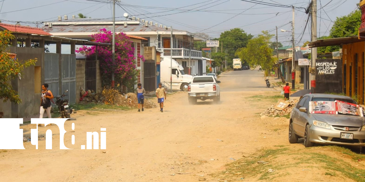 Foto: Familias de Ocotal celebran nuevos proyectos de adoquinado /TN8
