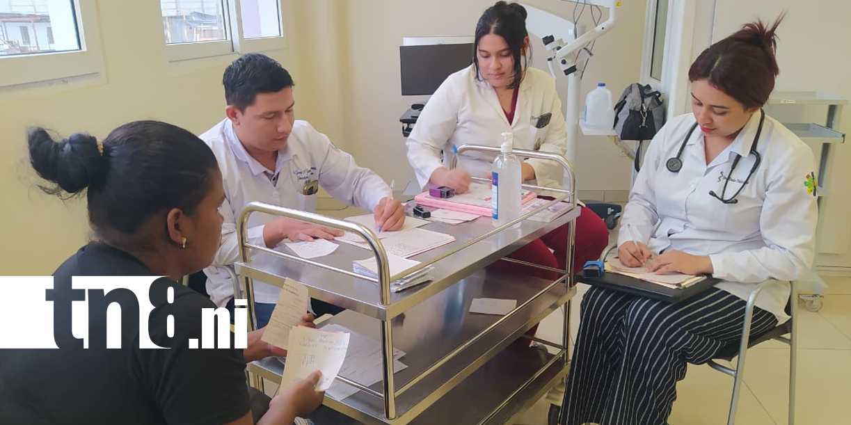 Foto: Exámenes y atención especializada benefician a madres de Bilwi /TN8