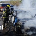 Foto: Incendio de vehículo en carretera de Nindirí a Sabana Grande / TN8