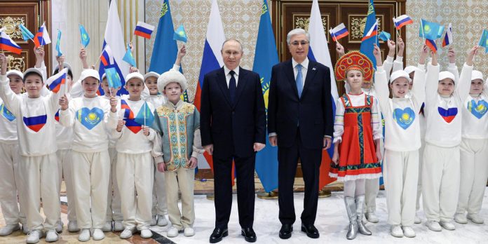 Foto: Kazajistán da cálida bienvenida a Vladímir Putin /Cortesía Foto: Kazajistán da cálida bienvenida a Vladímir Putin /Cortesía