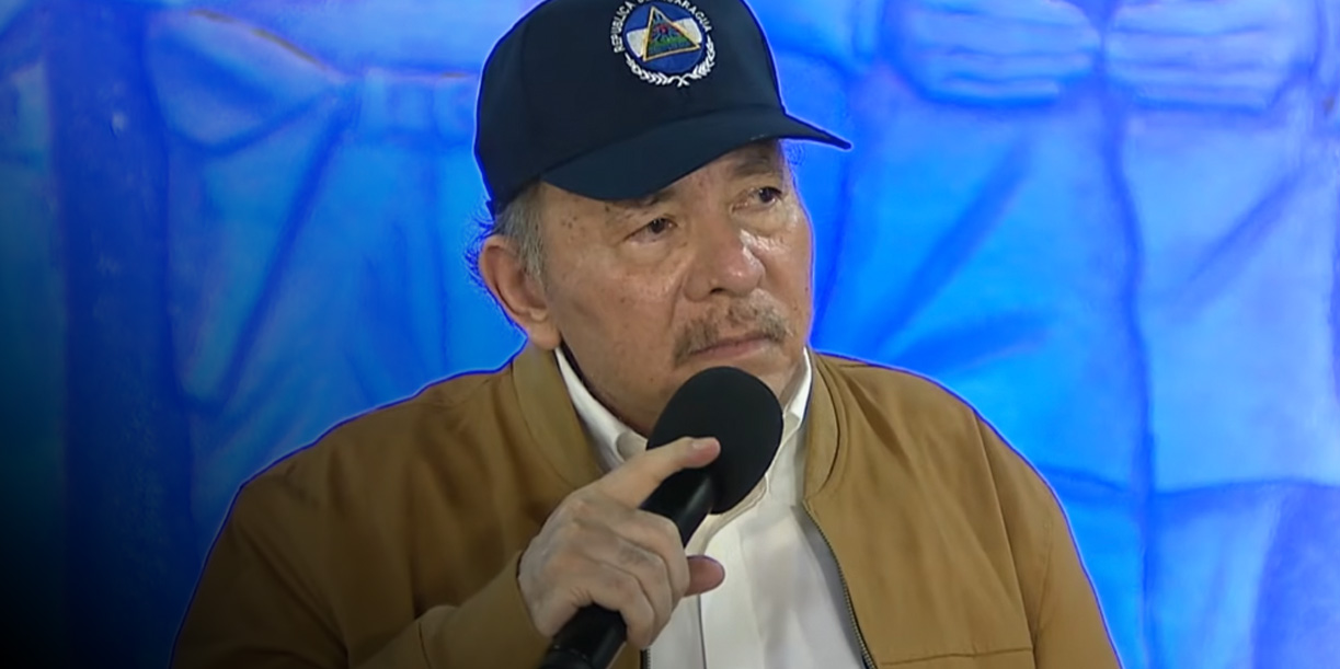 Foto: Ofrenda floral con los Co-Presidentes de Nicaragua, Daniel Ortega y Rosario Murillo, en homenaje al General Sandino