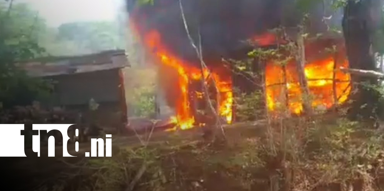 Foto: Fuerte incendio en una comunidad de Telica, León / TN8