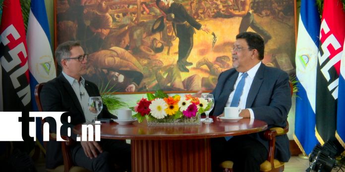 Foto: Entrevista con Valdrack Jaentschke, Co-Canciller de Nicaragua / TN8