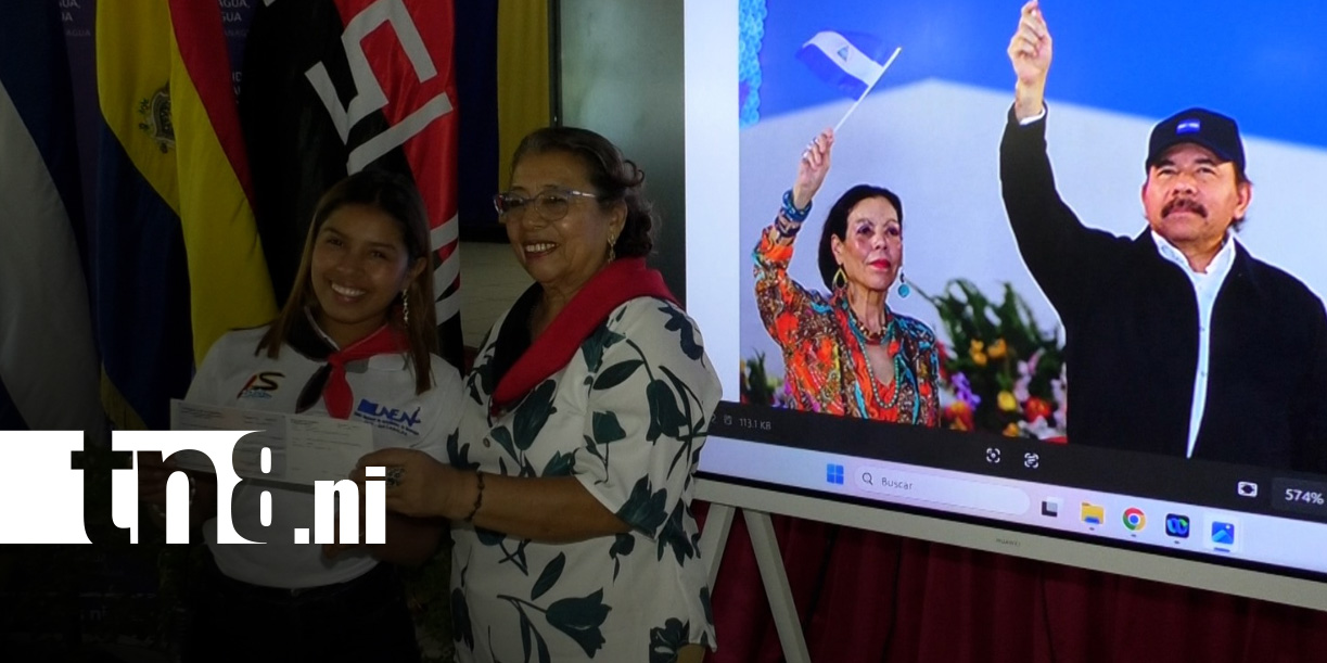 Foto: Becas estudiantiles en Matagalpa / TN8