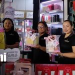 Desde ya los mercados de Managua están «full» con regalos para las madres Foto: Mercados con productos alusivos al Día de las Madres / TN8