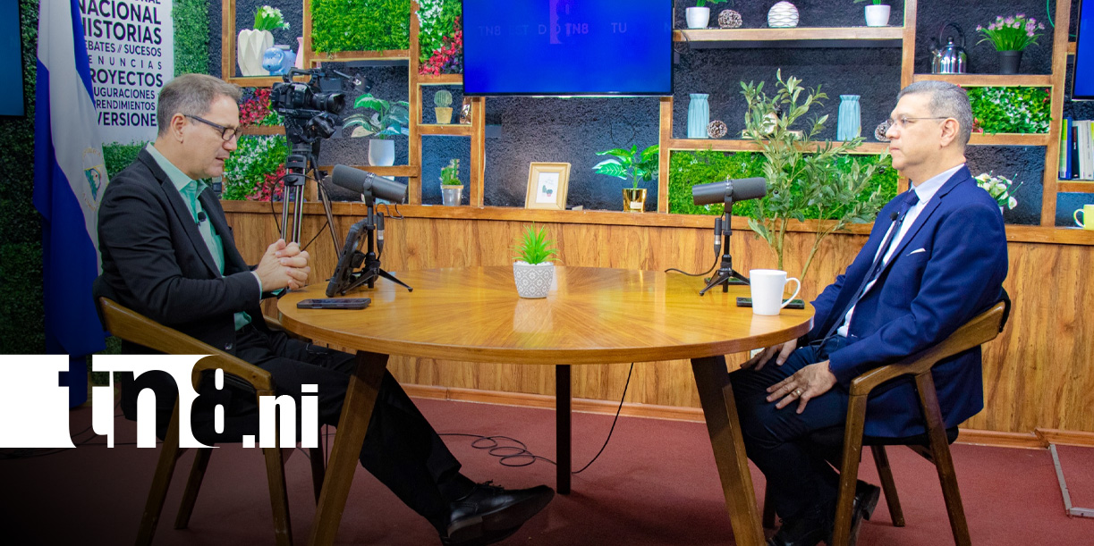 Foto: Entrevista a Erwin Ramírez, titular del MIFIC Nicaragua, en Estudio TN8