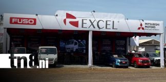Foto: Excel Automotriz presenta nueva línea de camiones FUSO en feria internacional / TN8