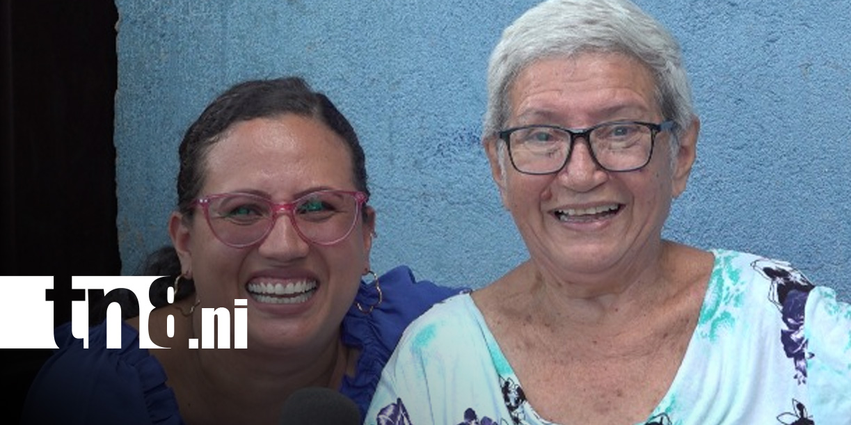 Foto: Madre ganadora de La Mamacita Más Linda de Crónica TN8