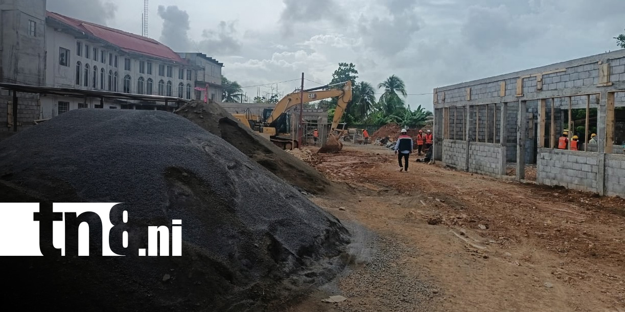Foto: Avanza a paso firme la transformación del Colegio Horatio Hodgson en Bluefields / TN8