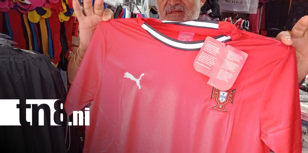 Foto: Venta de camisetas del Mundial de Fútbol en mercados de Nicaragua / TN8