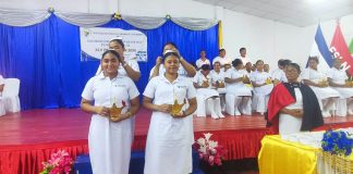 Foto: Bilwi celebra imposición de cofias a estudiantes de Enfermería /TN8