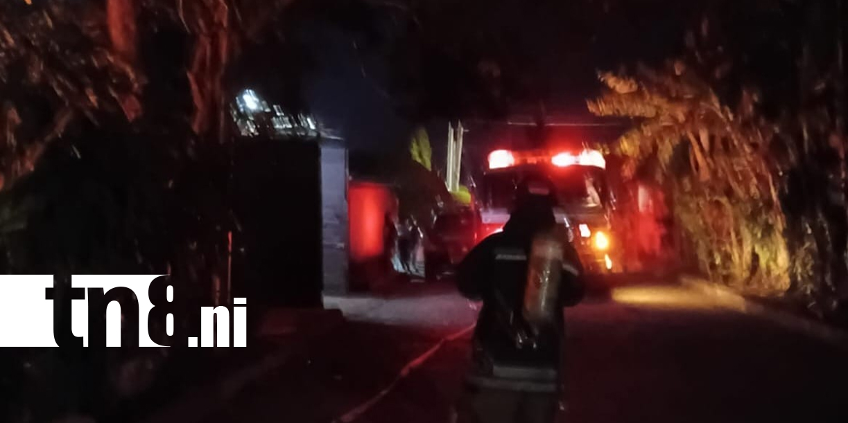 Foto: Incendio deja sin hogar a familia de San Marcos, Carazo /TN8