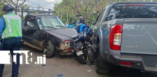 Foto: Por ir a todo "mamón" casi se mata en carretera a Masaya /TN8