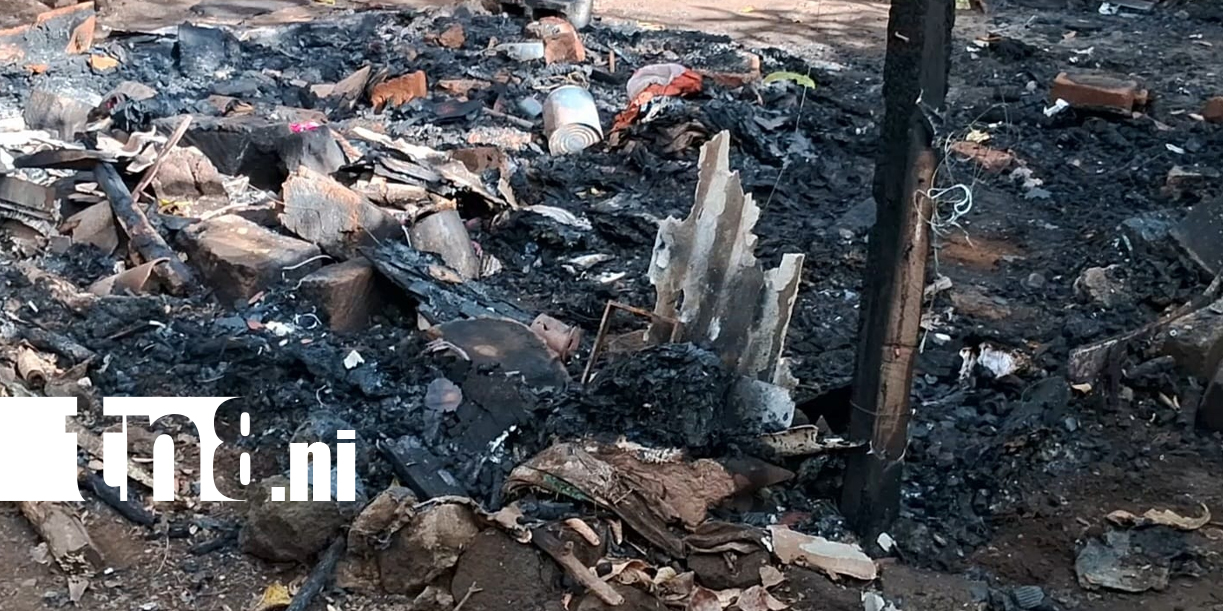 Foto: Incendio deja sin hogar a familia de San Marcos, Carazo /TN8
