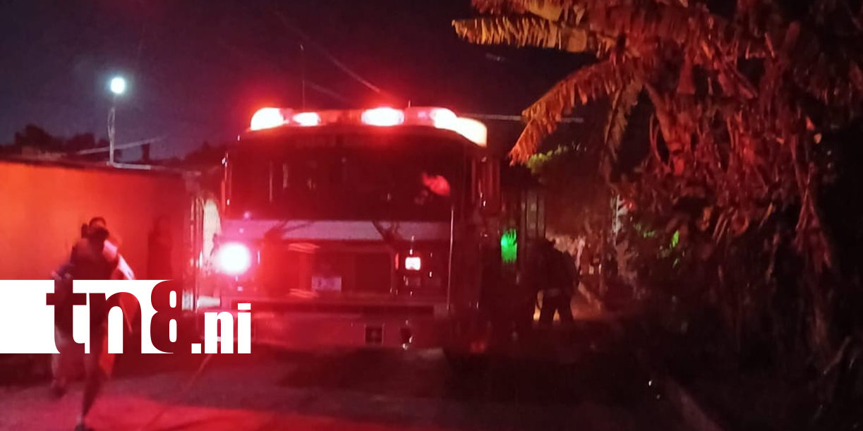 Foto: Incendio deja sin hogar a familia de San Marcos, Carazo /TN8