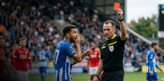 Foto: Tarjeta roja con nuevas aplicaciones para el Mundial de la FIFA
