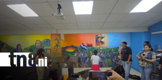 Foto: Centro inaugura mural de Augusto C. Sandino/TN8