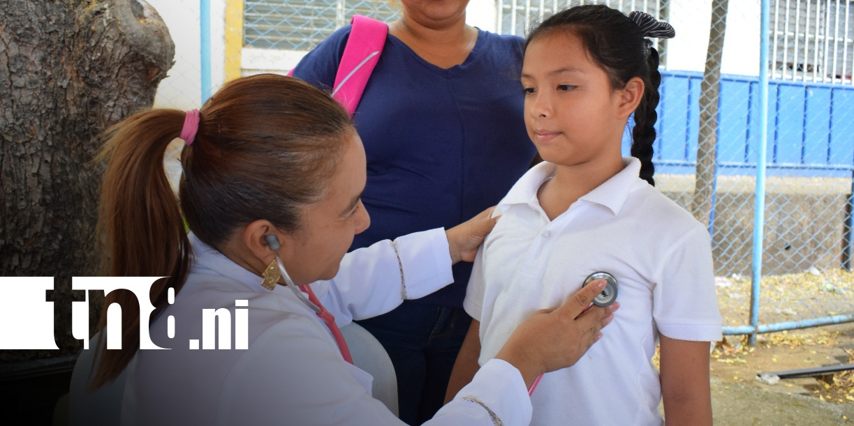 Foto: Feria de salud gratuita en centro de salud Silvia Ferrufino, en Managua / TN8