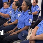 Madres que inspiran y sirven con amor en Migración y Extranjería Foto: Celebración a las madres de a Dirección de Migración y Extranjería / TN8