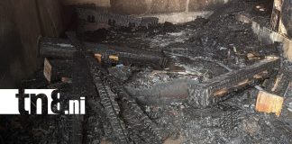 Foto: Incendio en Juigalpa destruye bodega y causa alarma entre vecinos/TN8
