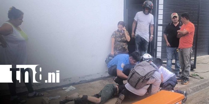 Foto:Joven albañil sufre brutal descarga eléctrica y cae de una segunda planta en Estelí/TN8