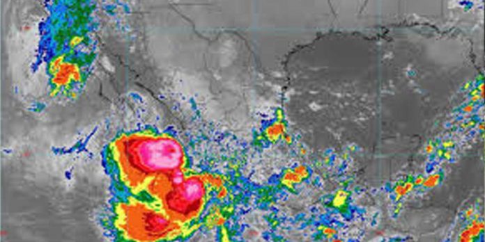 Foto:Tormenta tropical Boris amenaza con lluvias torrenciales y fuerte oleaje en México/Cortesía Foto:Tormenta tropical Boris amenaza con lluvias torrenciales y fuerte oleaje en México/Cortesía