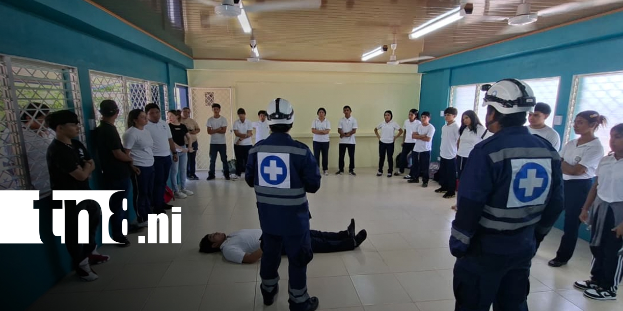 Foto: Estudiantes de Granada aprenden técnicas que podrían salvar vidas/TN8