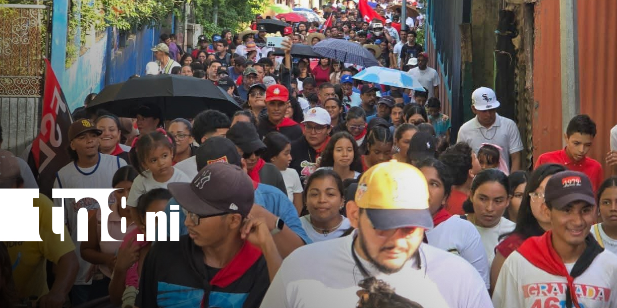 Foto: Granada conmemora a los hermanos Salinas con caminata y cantata revolucionaria/TN8