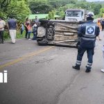 Foto: Accidente involucra microbús y deja varios semovientes sin vida en Chontales / Cortesía