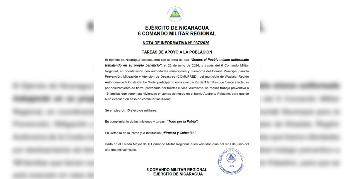 Foto: Ejército evacúa familias por deslizamiento/Cortesía