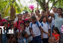 Familias del barrio Los Ángeles cuentan con nuevos andenes peatonales en Bilwi Foto: Andenes mejoran movilidad de familias en Bilwi/TN8