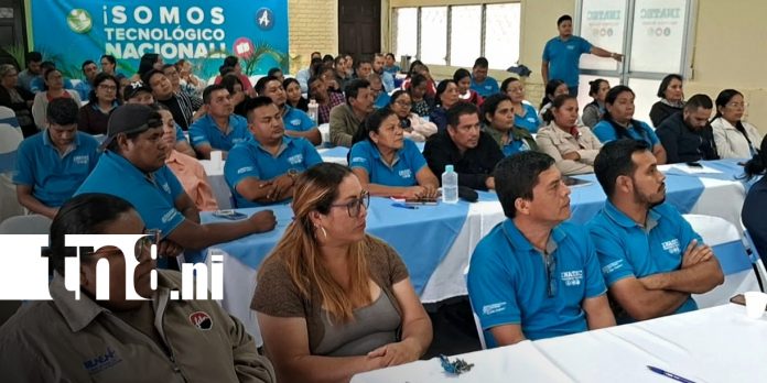 Foto: Carazo recuerda a Fonseca con circuito de lectura /TN8 Foto: Carazo recuerda a Fonseca con circuito de lectura /TN8