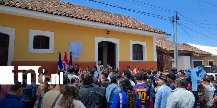 Foto: Maestro Eloy Canales recibe homenaje en Rivas/TN8