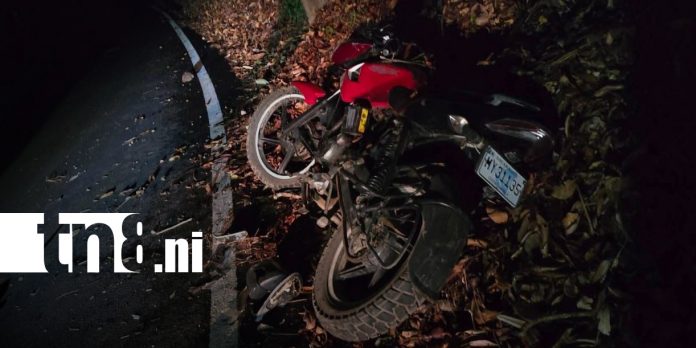 Foto: Accidente deja familia lesionada en Laguna de Apoyo/TN8