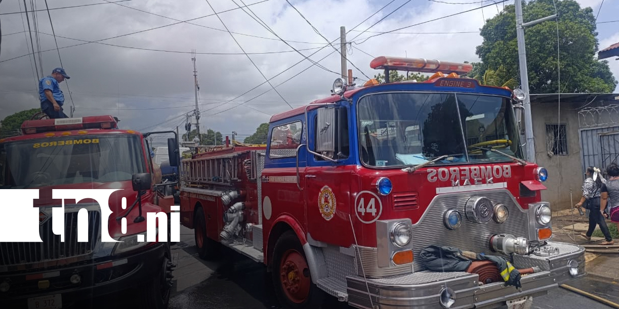 Foto: Incendio en Monseñor Lezcano deja viviendas afectadas en Managua/TN8