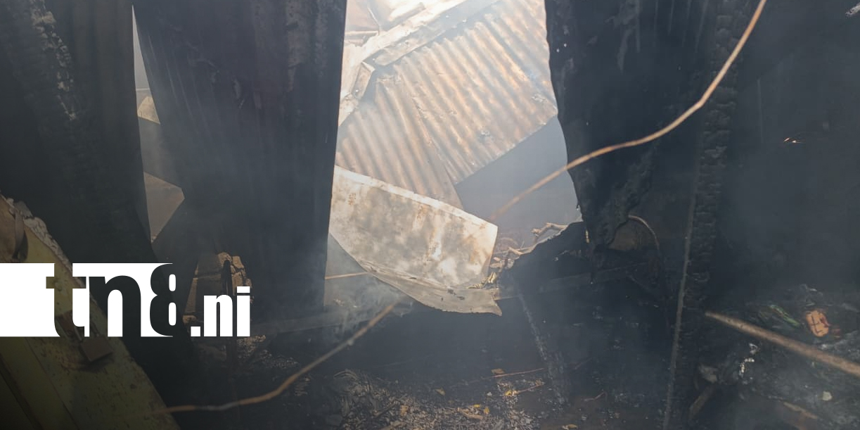 Foto: Incendio en Monseñor Lezcano deja viviendas afectadas en Managua/TN8