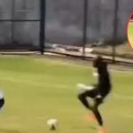 Tragedia en Ghana: futbolista muere tras recibir un rodillazo en pleno partido Foto: Impactante rodillazo en un partido en Ghana /Cortesía