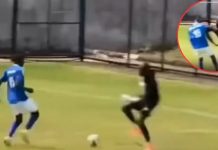 Tragedia en Ghana: futbolista muere tras recibir un rodillazo en pleno partido Foto: Impactante rodillazo en un partido en Ghana /Cortesía