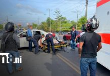 Grave accidente de tránsito en Granada deja a madre e hija con lesiones Foto: Bomberos y Policía atienden fuerte accidente en Granada/TN8