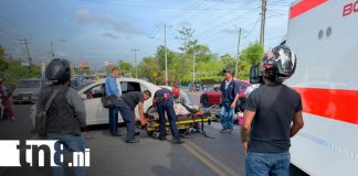 Foto: Bomberos y Policía atienden fuerte accidente en Granada/TN8
