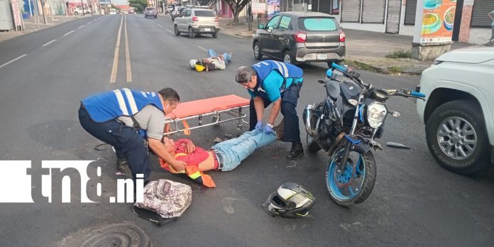 Foto: Conductor se da a la fuga tras dejar dos lesionados en Managua /TN8