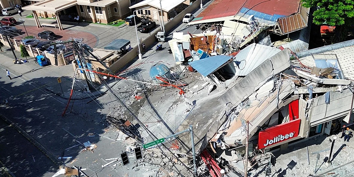 Foto: Terremoto en Filipinas deja una estela de daños y dolor /Cortesía
