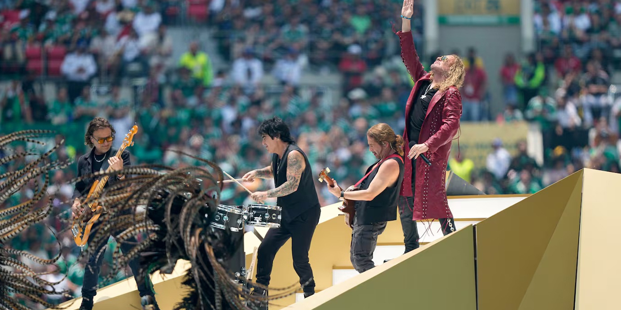 Foto: Artistas encendieron el escenario del Azteca en la apertura del mundial 2026/Cortesía