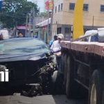 Accidente entre rastra y vehículo liviano deja cuantiosos daños materiales en Jinotepe Foto: Accidente de tránsito en Jinotepe deja cuantiosos daños materiales/TN8