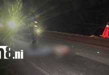 Joven es encontrado sin vida a orillas de la carretera en el sector de Apompua en Chontales Foto: Joven es encontrado sin vida a orillas de la carretera en el sector de Apompua en Chontales/TN8