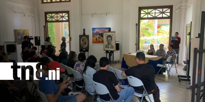 2 Foto: Artistas rinden homenaje a Carlos Fonseca/TN8