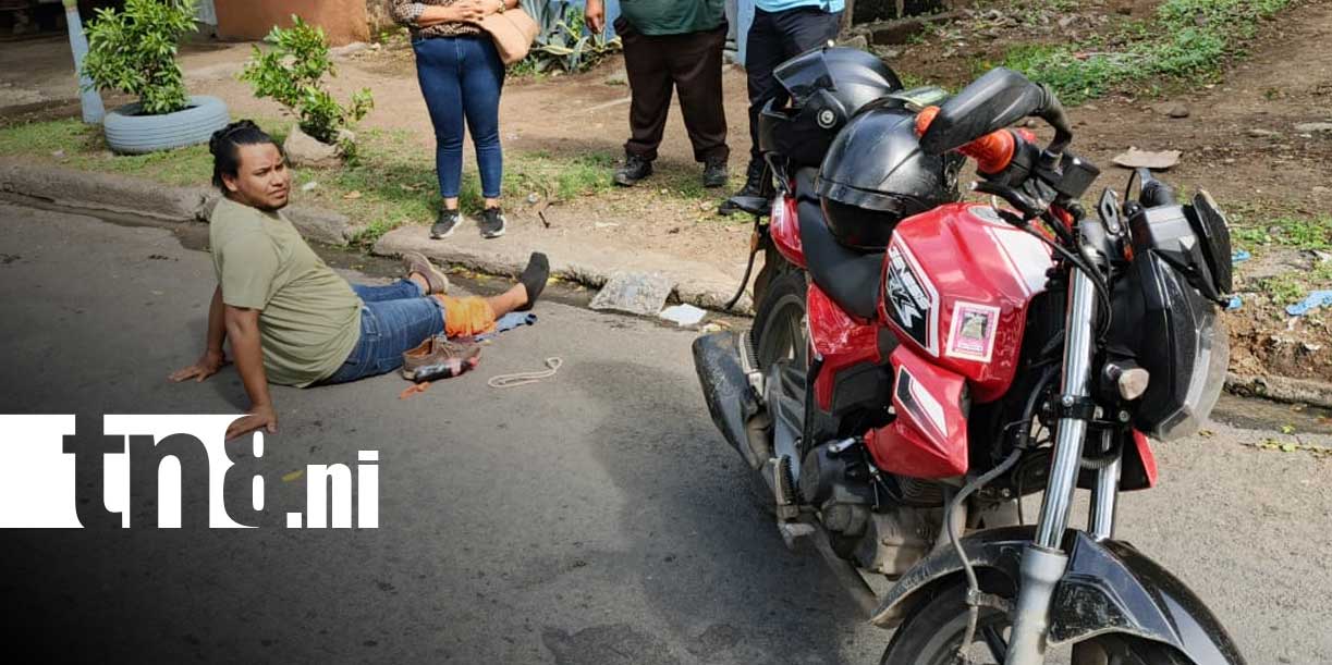Foto:Motociclista queda con posible fractura tras violento accidente en la Pista Suburbana de Managua/TN8