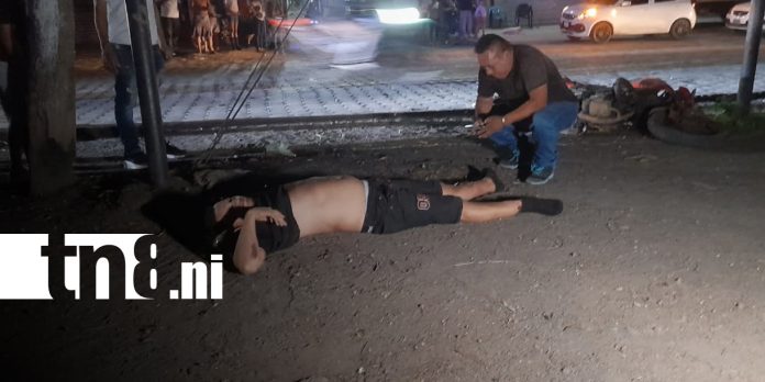 Foto: Motociclista sufre aparatoso accidente en Managua/TN8